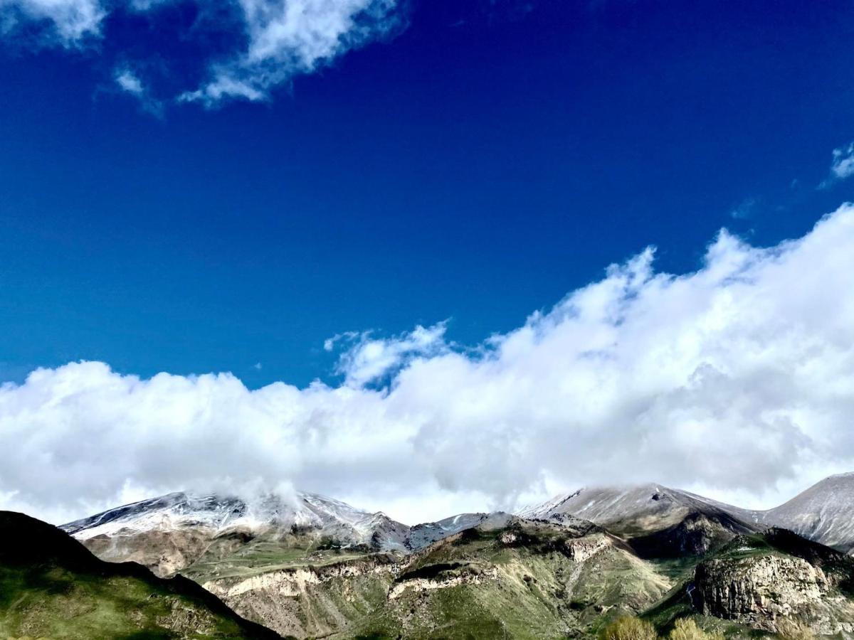 Besami Hotel Kazbegi Εξωτερικό φωτογραφία